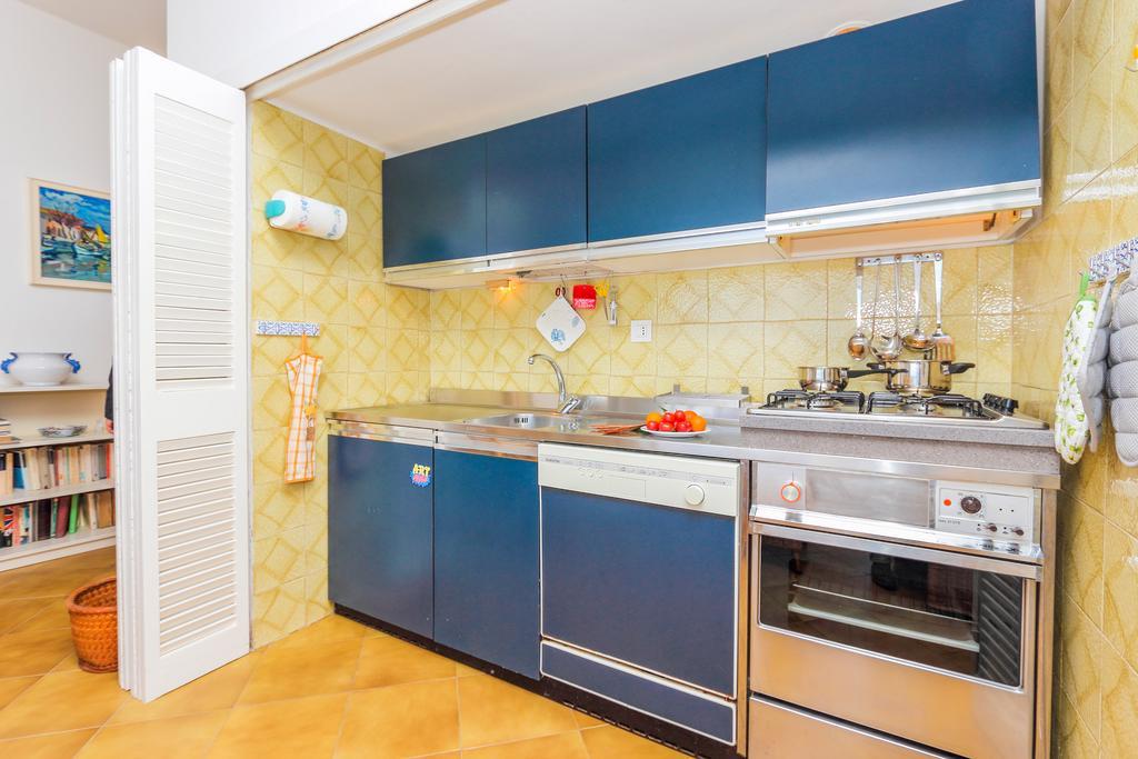 Apartamento Casa Roberta Conca dei Marini Habitación foto